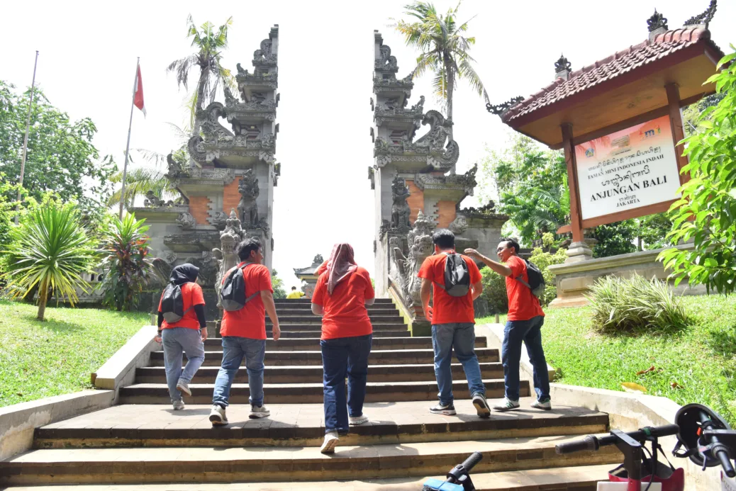 Merancang Perubahan dari Lapangan: Program Team Building Nusantara Hunt bersama IFG
