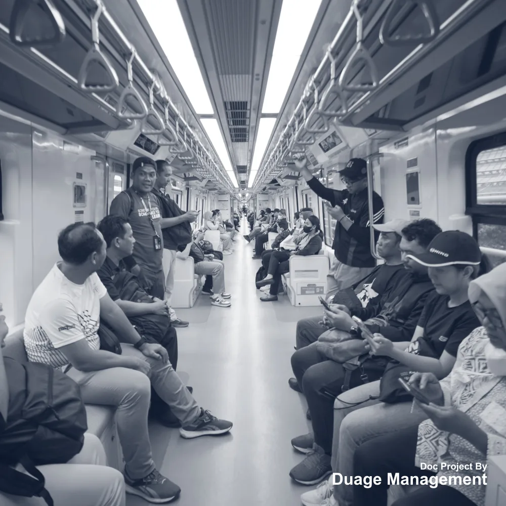 Transit Hunters - 4 Transit Hunters