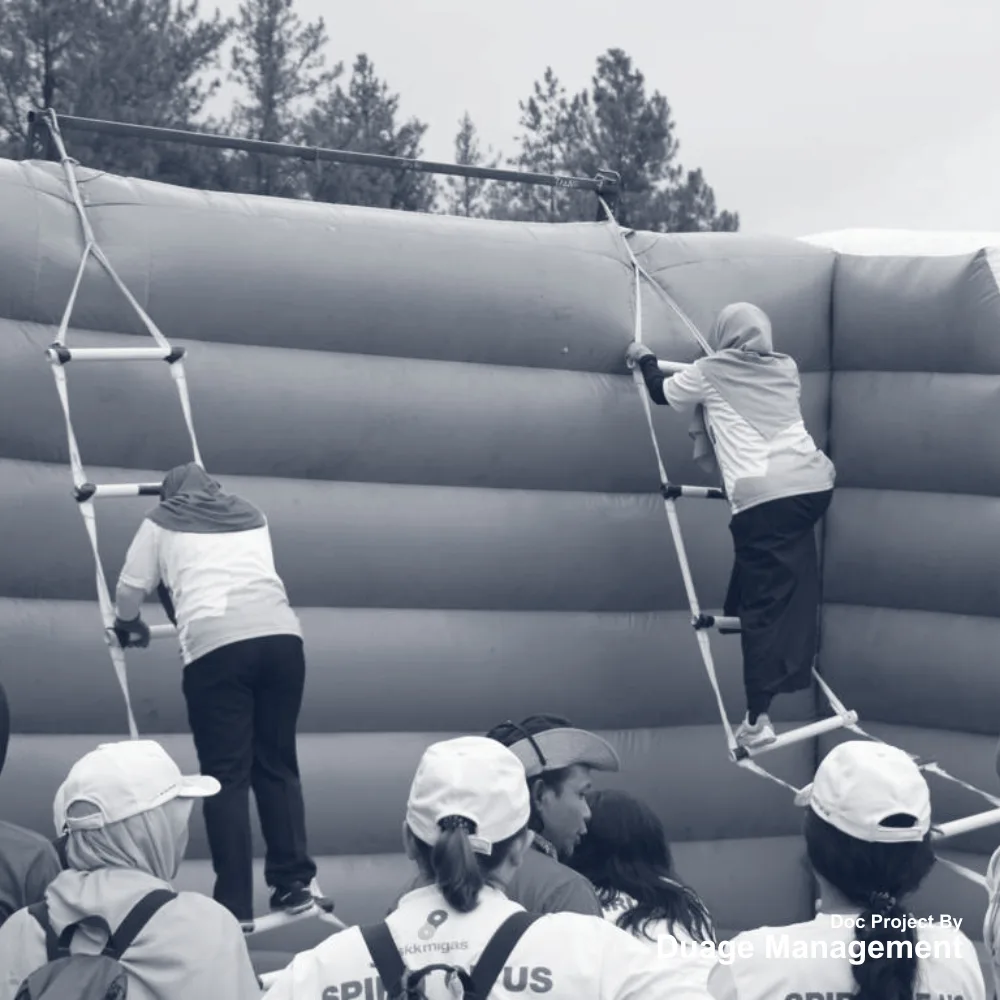 Inflatable Clash - 6 Inflatable Clash